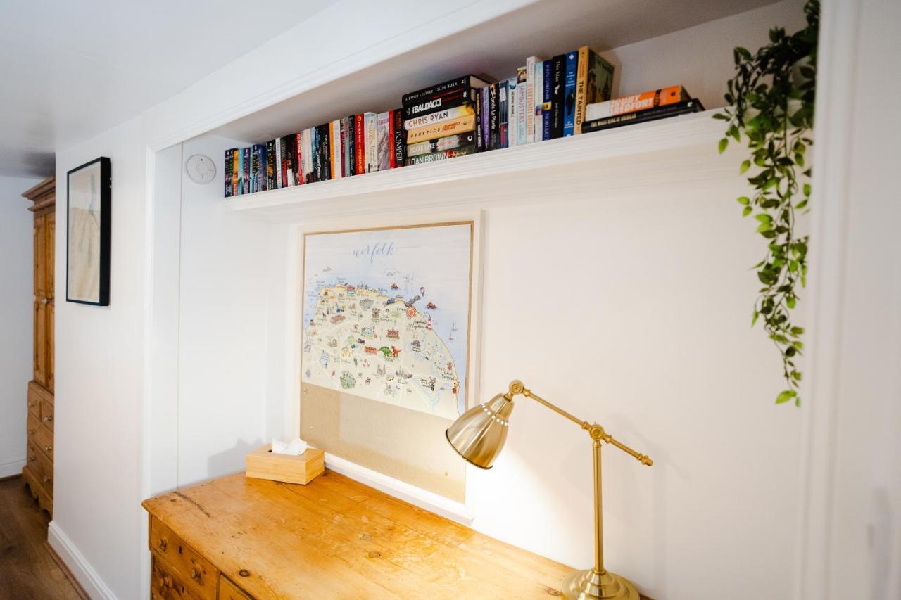 Hovell Hall Country Bed And Breakfast Norwich Esterno foto