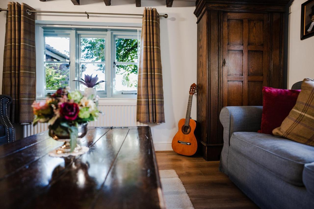 Hovell Hall Country Bed And Breakfast Norwich Esterno foto